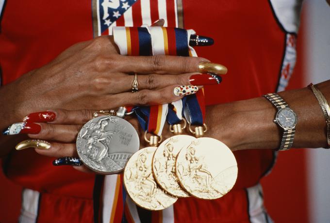 Njena zbirka medalj z olimpijskih iger v Seulu leta 1988 | Foto: Getty Images