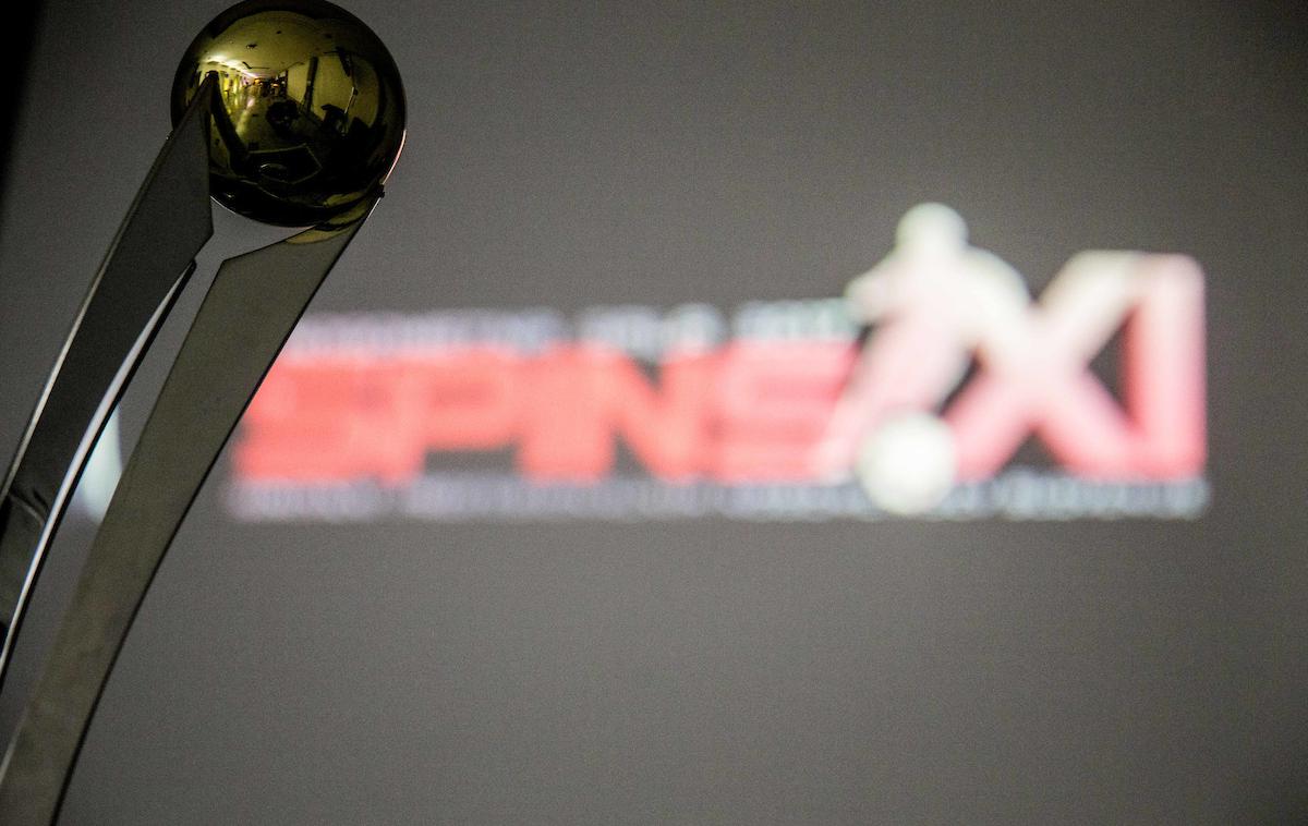 Spins XI | Kdo bo letos prejel nagrado SpinsXI in na seznamu zmagovalcev nasledil Rudija Požega Vancaša, ki se letos ni prebil na širši seznam kandidatov? | Foto Vid Ponikvar