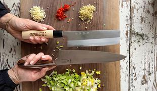 Najostrejši nož kot darilo za kulinaričen navdih v kuhinji