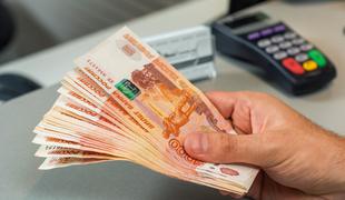 Rusija prvič plačala zunanji dolg v rubljih