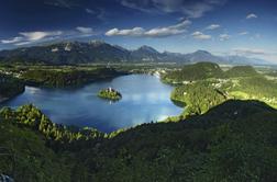 Slovenija, kdo občuduje lepote tvoje?