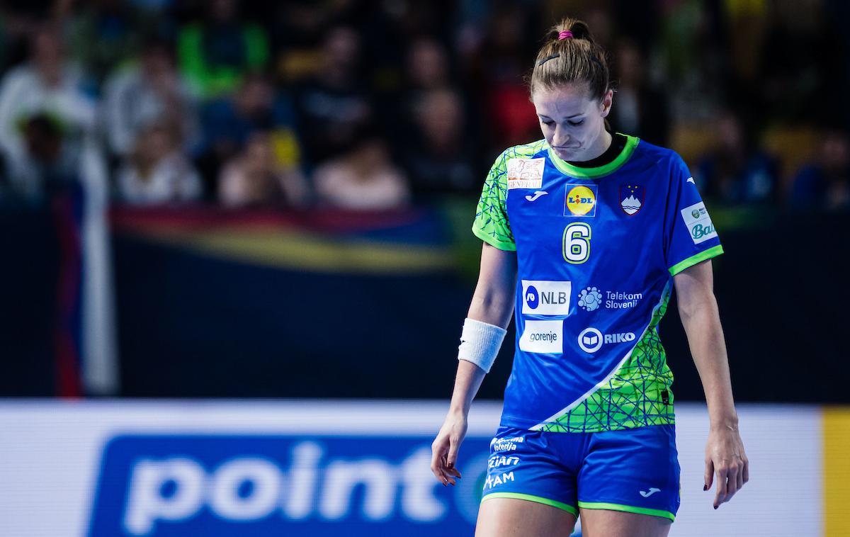 EHF Euro22: Slovenija - Švedska, slovenska ženska rokometna reprezentanca Ana Gros | Ana Gros bo od prihodnje sezone nosila dres Krima. | Foto Grega Valančič/Sportida