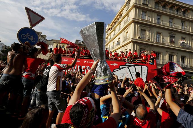 Sevilla je že petkrat osvojila ligo Europa oziroma pokal Uefa. | Foto: Reuters