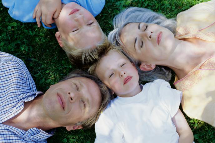 Družina, veselje, mama, oče, otroci | Foto Thinkstock