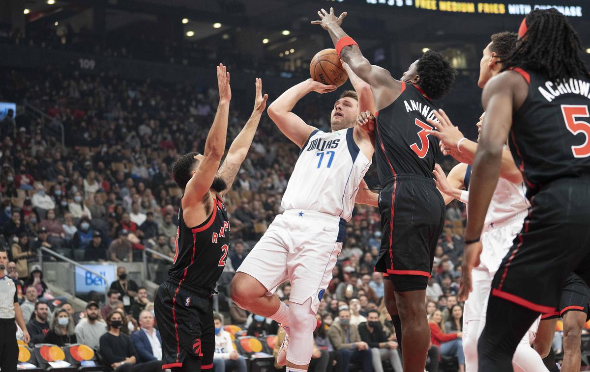Toronto Raptors : Dallas Mavericks, Luka Dončić | Luka Dončić je dosegel 27 točk. | Foto Reuters