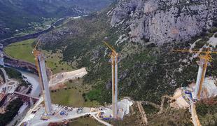 Črnogorci gradijo most presežkov #foto #video