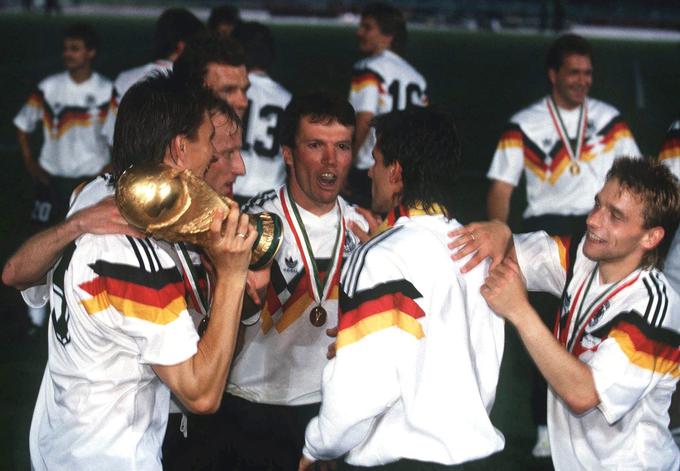 Lothar Matthäus je z elfom leta 1990 v finalu SP premagal Argentino. | Foto: Guliverimage/Getty Images