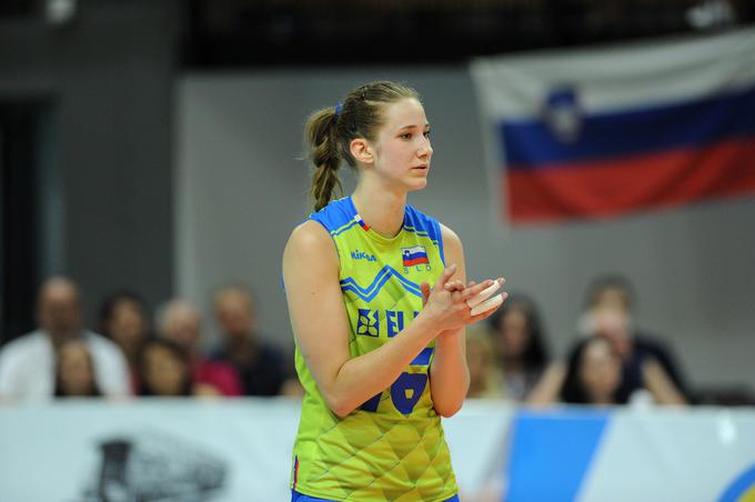  Darja Eržen je bila ob zmagi svoje romunske ekipe najboljša posameznica. | Foto: Aleš Oblak