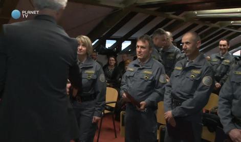 Na Dobu priseglo 12 novih pravosodnih policistov