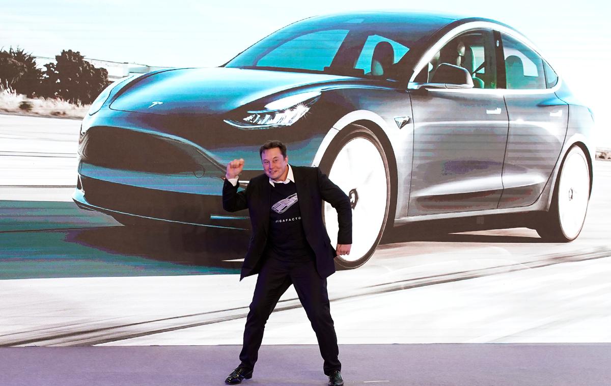 Elon Musk Tesla model 3 | Prvi mož ameriškega proizvajalca električnih vozil Tesla Elon Musk je po poročanju revije Forbes drugi najbogatejši človek na svetu. | Foto Reuters