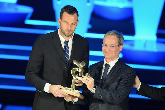 Samir Handanović, dvakratni dobitnik nagrade za najboljšega vratarja serie A, je trenutno vreden 12,5 milijona evrov. Še vedno spada med 20 najdražjih čuvajev mreže na svetu. | Foto: Getty Images