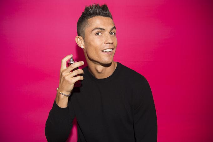 Najboljši strelec vseh časov v ligi prvakov ima ob kazni veliko časa. Pred dnevi je v Madridu predstavil svoj nov parfum. | Foto: Getty Images