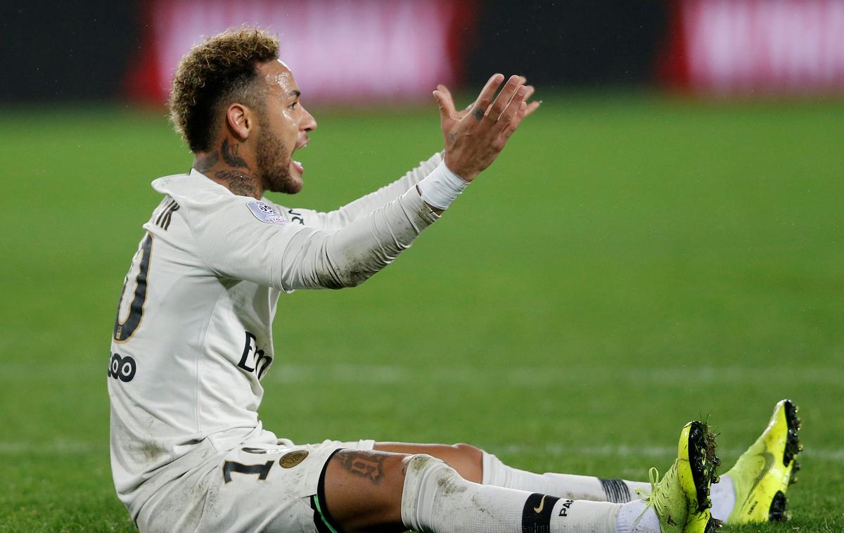 Neymar | Neymar je v Bordeauxu dosegel že 30. zadetek v dresu PSG (v 32. nastopu), a tudi staknil poškodbo. | Foto Reuters
