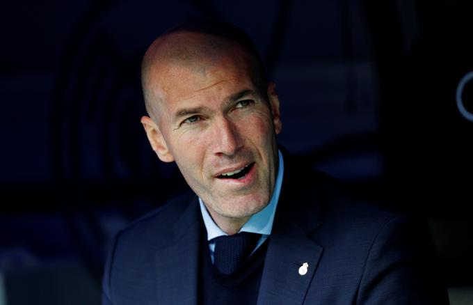 Zinedine Zidane z Realom ostaja na tretjem mestu španskega prvenstva. Veliko bolje mu gre v ligi prvakov. | Foto: Reuters