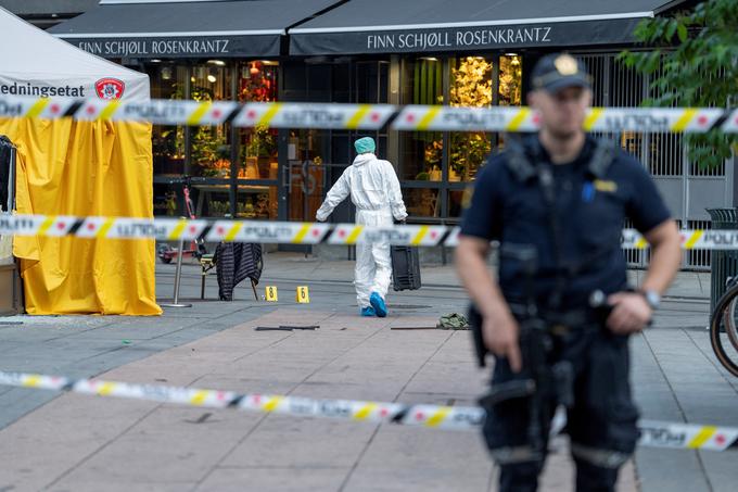 Streljanje se je zgodilo ob enih zjutraj na treh lokacijah v bližini središča norveške prestolnice.  | Foto: Reuters
