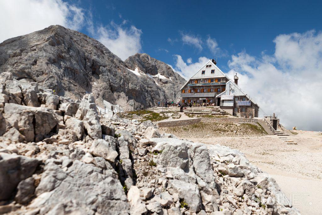 Triglavski dom na Kredarici Jošt Gantar