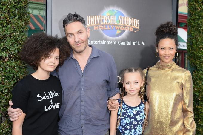 Thandie z možem Olom Parkerjem in njunima hčerkama | Foto: Getty Images