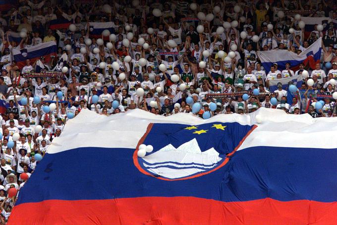 Slovenija je nazadnje na evropskem prvenstvu nastopila leta 2000, ko si je dvoboj v Amsterdamu proti Španiji v živo ogledalo več kot deset tisoč Slovencev! | Foto: Reuters