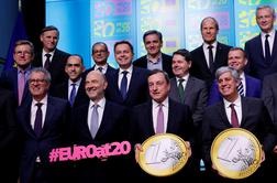 Evro po 20 letih: Primata dolarju ne bo prevzel
