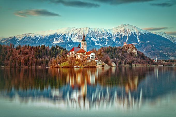 "Kadar dobim goste iz tujine, jih peljem tudi na Bled. Opazujem jih in gledam tja, kamor se prilepijo njihove oči." | Foto: Getty Images