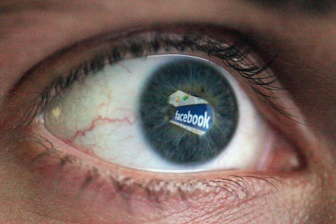 Facebook | Facebook je že nekaj časa deležen kritik, da ne stori dovolj za širjenje lažne politične propagande. Interno sporočilo podatkovne analitičarke to dodatno potrjuje. | Foto Getty Images