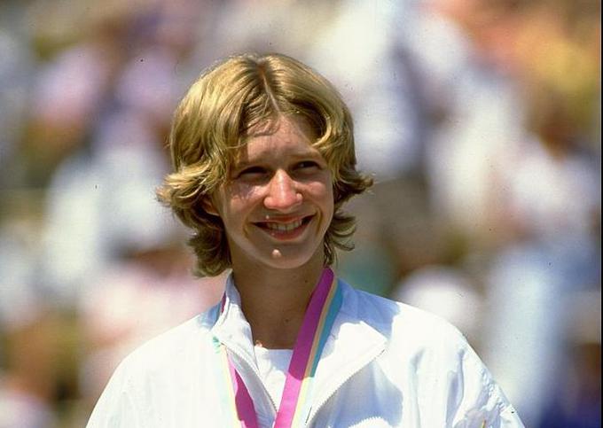 Steffi Graf je že zelo kmalu stopila v profesionalni tenis. | Foto: Guliverimage/Getty Images