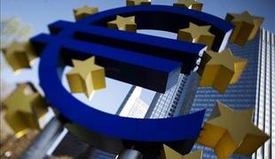 Mrak: Uvedba skupnih evrskih obveznic je realen scenarij