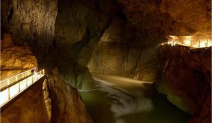 Škocjanske jame zaprte, voda se je dvignila tudi do 150 metrov