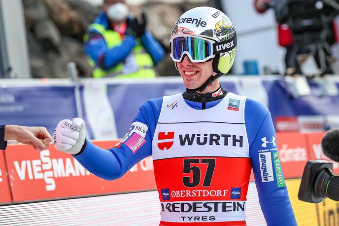 Timi Zajc - Oberstdorf | Timi Zajc je zmagovalec nedeljske tekme v Oberstdorfu! | Foto Sportida
