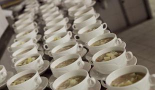 Praznična kuhinja: Kisla juha za težke glave