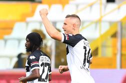 Juventus brez boja do zmage s 3:0, Napoliju odvzem točke