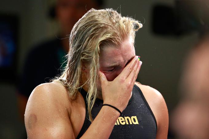 19-letna Litovka Ruta Meilutyte je v finalu plavanja na 100 m prsno pričakovala več od sedmega mesta, zato je bilo razočaranje po koncu toliko večje. | Foto: Getty Images