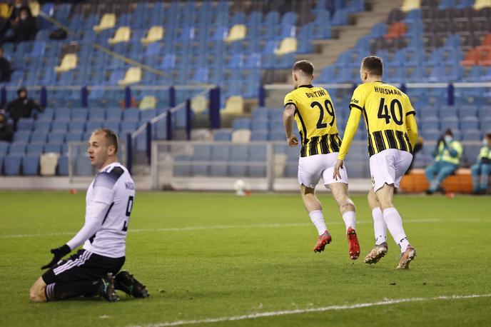 Vitesse Mura | Nogometaši Vitesseja so v prvem polčasu spretno izkoriščali napake obrambe Mure. | Foto Guliverimage