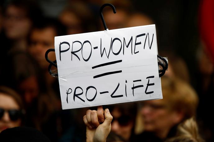 Poljska splav črni protest | Foto Reuters