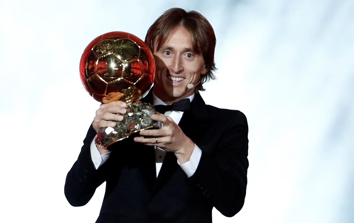Luka Modrić | Luka Modrić je prejel zlato žogo in dopolnil izjemno zbirko letošnjih priznanj. | Foto Reuters