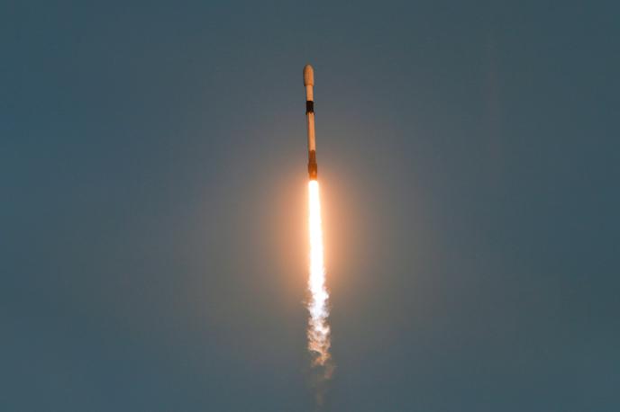 Space x | Posadka naj bi na ISS prispela v petek in tam ostala približno šest mesecev. | Foto Reuters