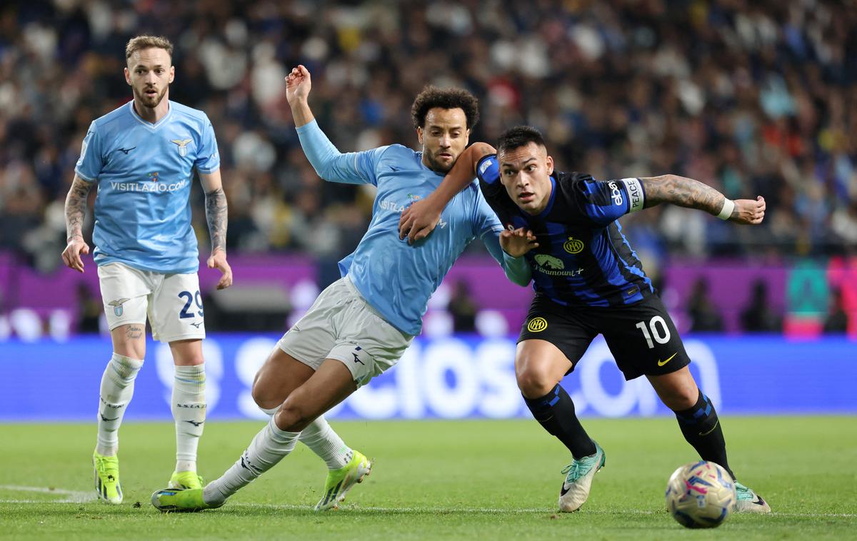 Napoli Inter Lautaro Martinez | Kdo drug kot najboljši strelec serie A Lautaro Martinez je odločil finale italijanskega superpokala. | Foto Reuters
