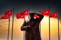 Spomenik Atatürku