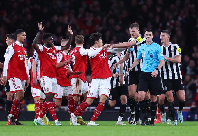 V torek na derbiju med Arsenalom in Newcastlom ni bilo zadetkov. | Foto: Reuters