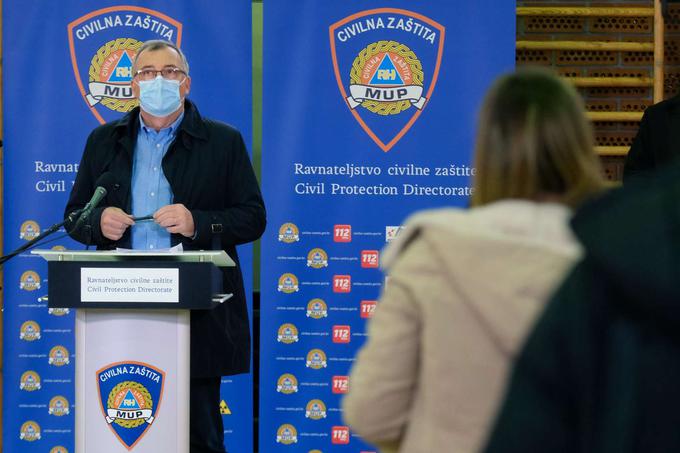 Vodjo hrvaškega zavoda za javno zdravstvo (Hzjz) Krunoslava Capaka skrbi nova različica koronavirusa. | Foto: STA ,