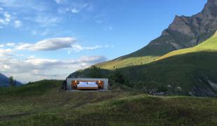Bi si privoščili noč v hotelu pod milim nebom v Alpah?