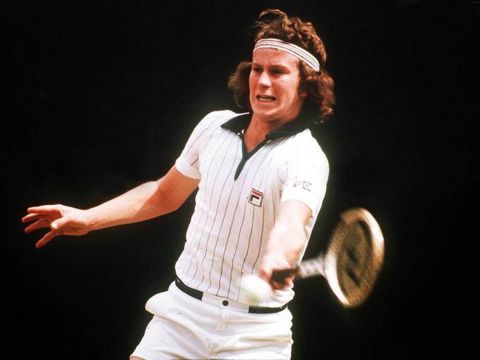 John McEnroe je bil takrat star 18 let in tudi njega je skrbelo, kaj se dogaja na tribunah. | Foto: Guliverimage