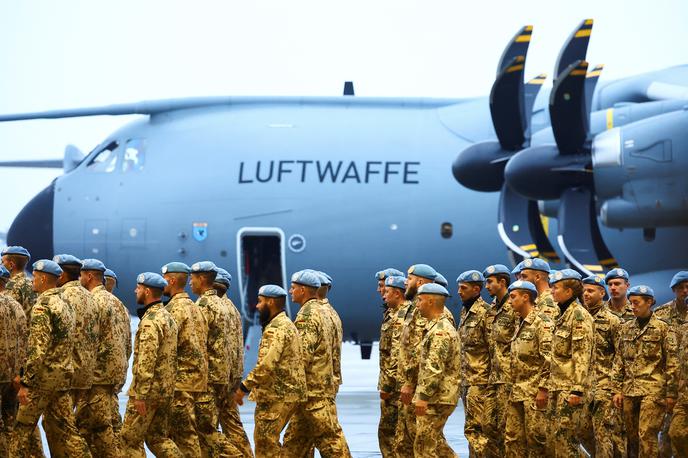 Nemčija, vojska, vojaki | Nemški minister je poudaril, da je tovrstna vzpostavitev brigade nekaj novega za nemško vojsko. | Foto Reuters