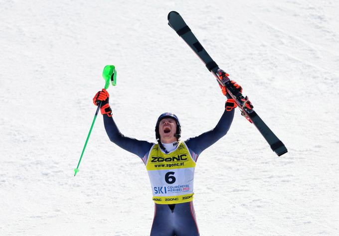 Pred dvema letoma bronast, zdaj še zlat v svoji najljubši disciplini, slalomu. | Foto: Reuters