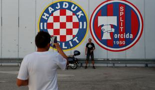 Navijači v Splitu napadli nogometaše Hajduka