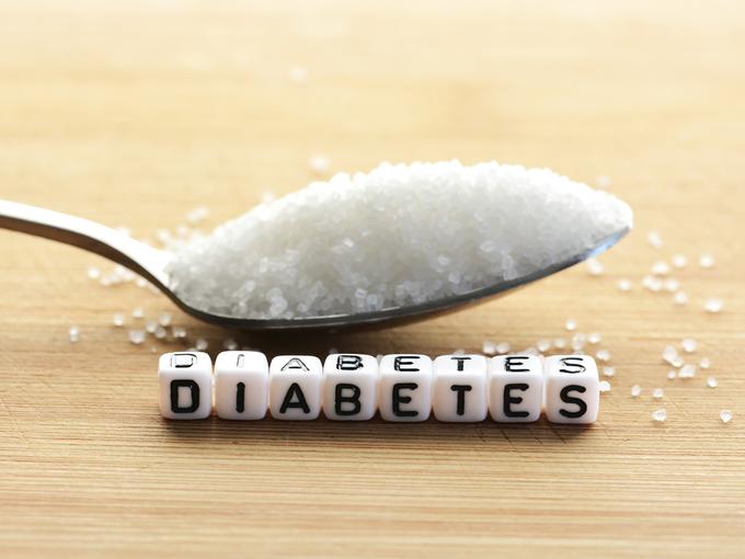 Diabetes tipa 2 se pojavi, ko telo ne proizvaja več zadostnih količin inzulina, snovi, ki uravnava količino glukoze v krvi. | Foto: 