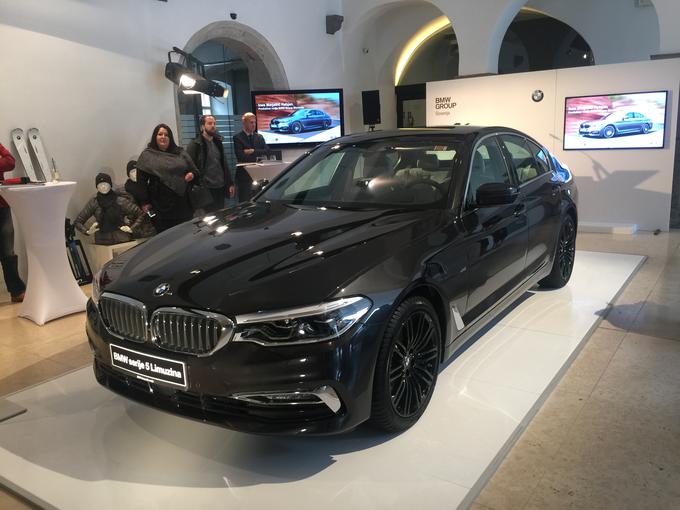 Prvi BMW serije 5 je sicer že v Ljubljani, a kupci bodo nanj vseeno še nekoliko počakali. | Foto: Gregor Pavšič