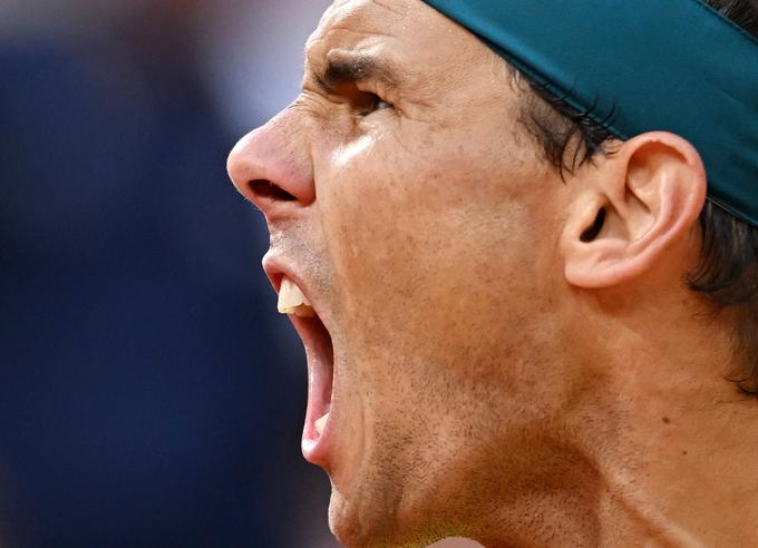 Rafael Nadal se je moral za napredovanje med osem najboljših pošteno namučiti. | Foto: Reuters