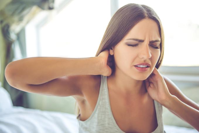 bolečina vrat ženska | Foto: Thinkstock