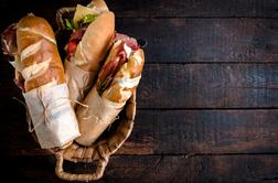 Kako z uživanjem sendvičev škodimo okolju?